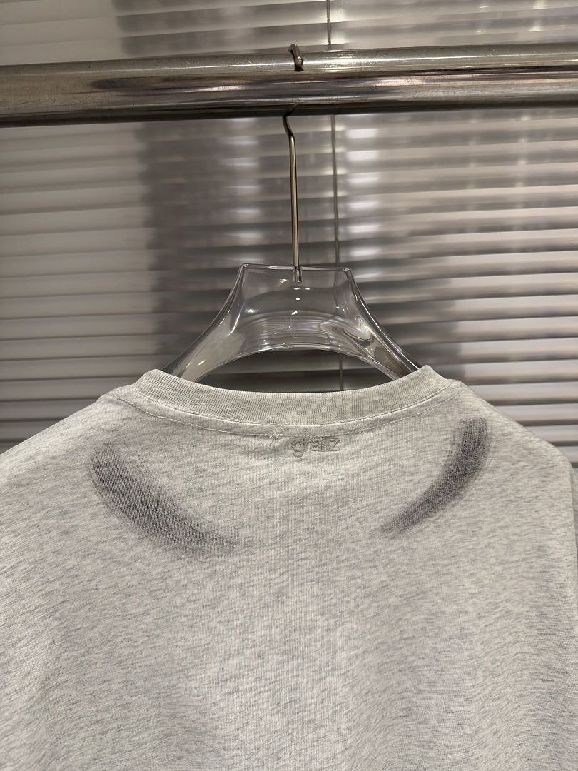 T-shirt Vintage Distressed con - Streetwear Brand Vintage recensione e prezzo