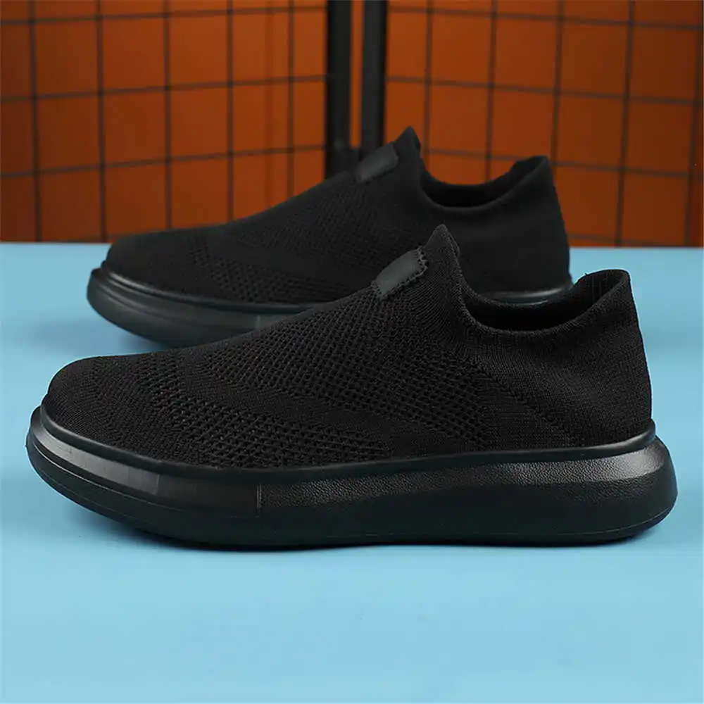 Calze con plateau scarpe marro - Streetwear Brands In Uk recensione e prezzo